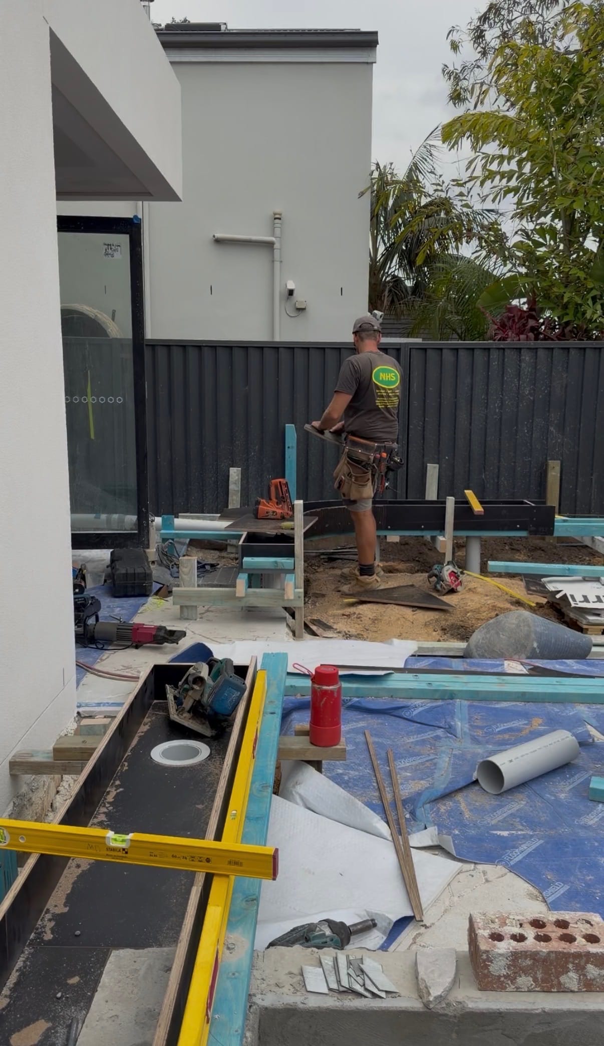 Complex curved formwork for architectural concrete seating at Zetland